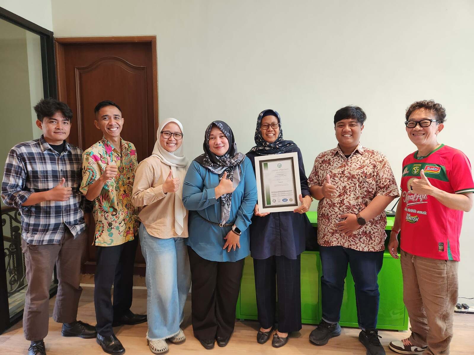 Januardi Logistik (JLOG)